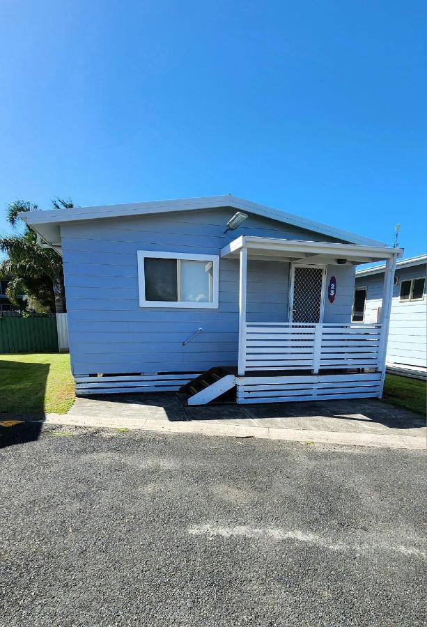 Surfrider Caravan Park Barrack Point Екстериор снимка